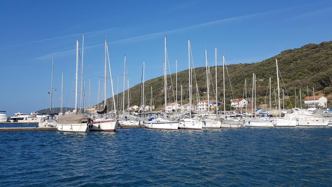Guest House Galeb2 Супетарска Драга Екстериор снимка